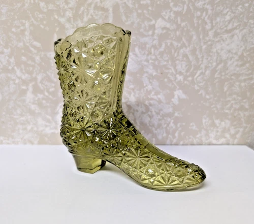 Vintage Fenton Daisy Button Green Carnival Glass Boot MINT