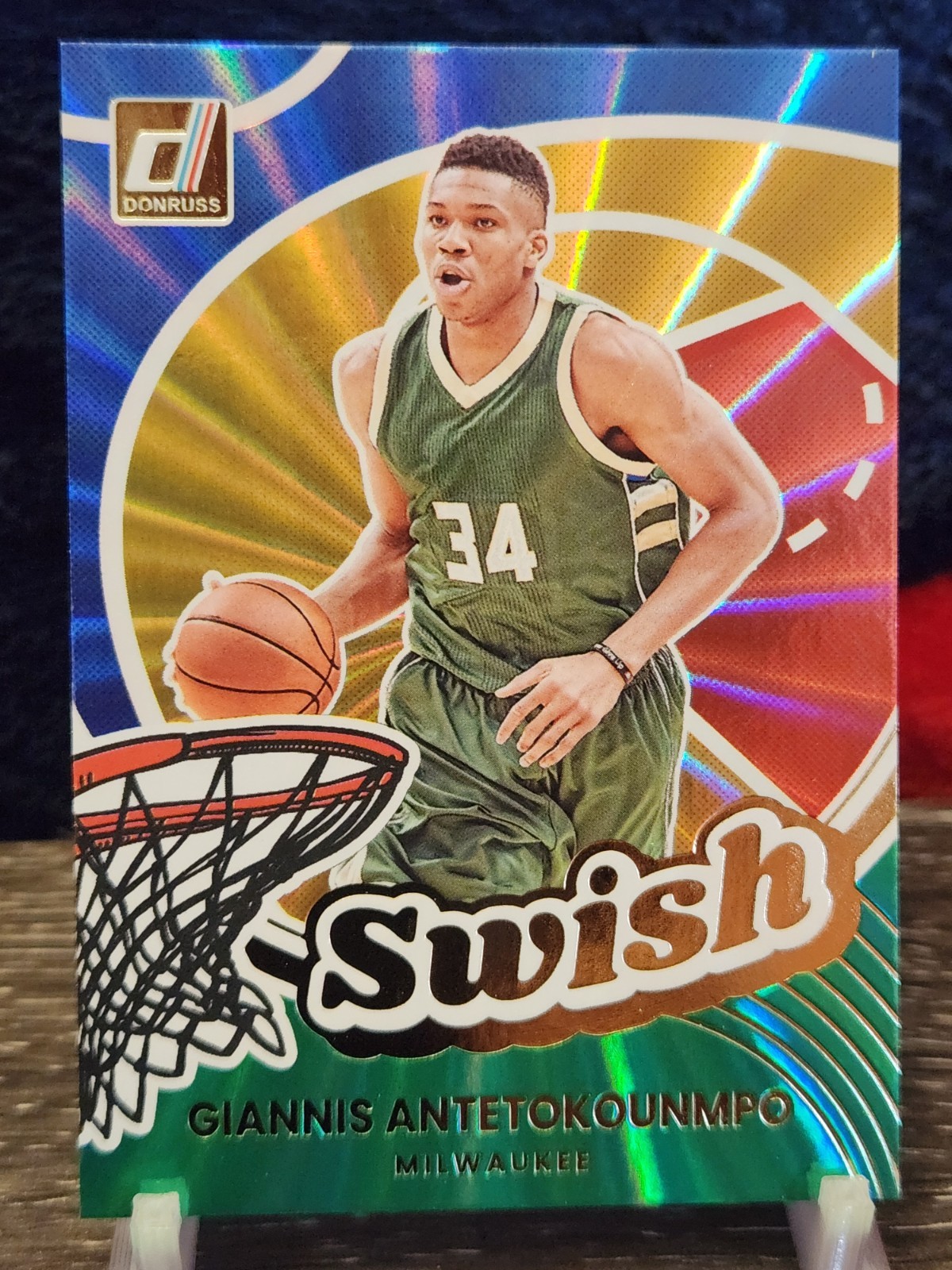 2025-26 Donruss Basketball Swish Holo Green Laser Giannis Antetokounmpo #15