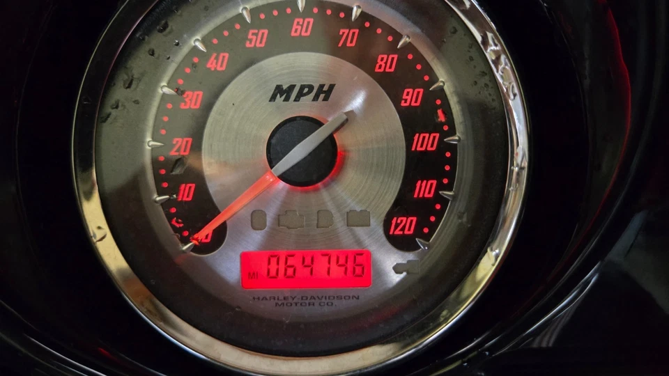 2007 HARLEY-DAVIDSON ELECTRA GLIDE FLHTCUSE CVO 110 SCREAMIN EAGLE ENGINE MOTOR Foto 2 de 4