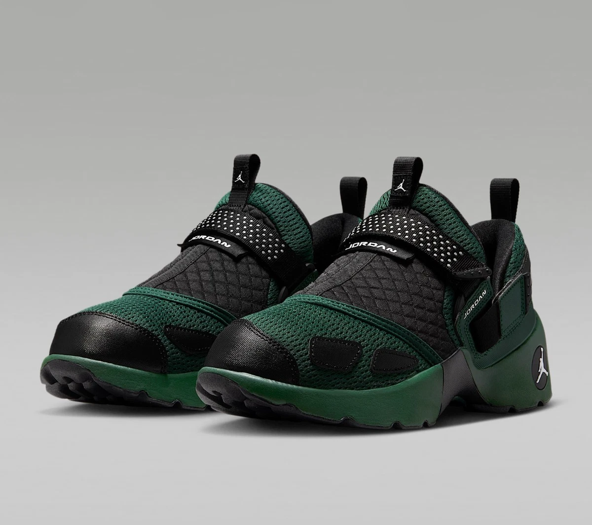 NIKE Women display picture 3