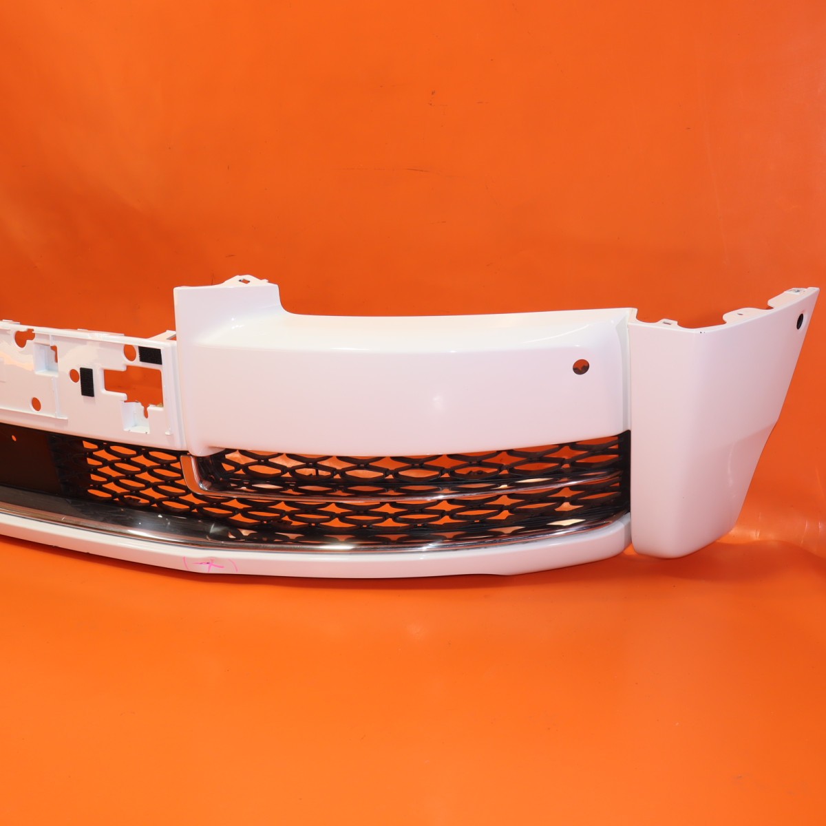 Rolls-Royce Phantom 2024-2025 Front Bumper White