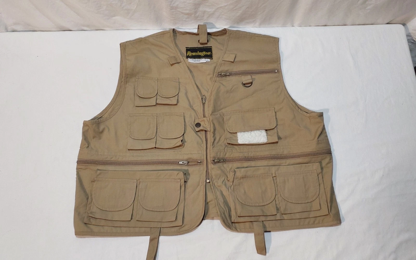 Remington Hunting Fishing Vest MENS Tan Khaki Full Zip Multi Pocket SIZE X LARGE
