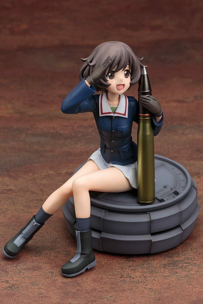 Thumbnail - Kotobukiya Girls Und Panzer Yukari Akiyama Statue