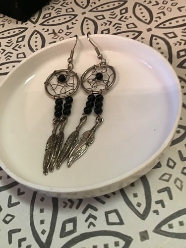 Dream Catcher Silver Toned Earrings With Black Beads - Picture 5 of 10