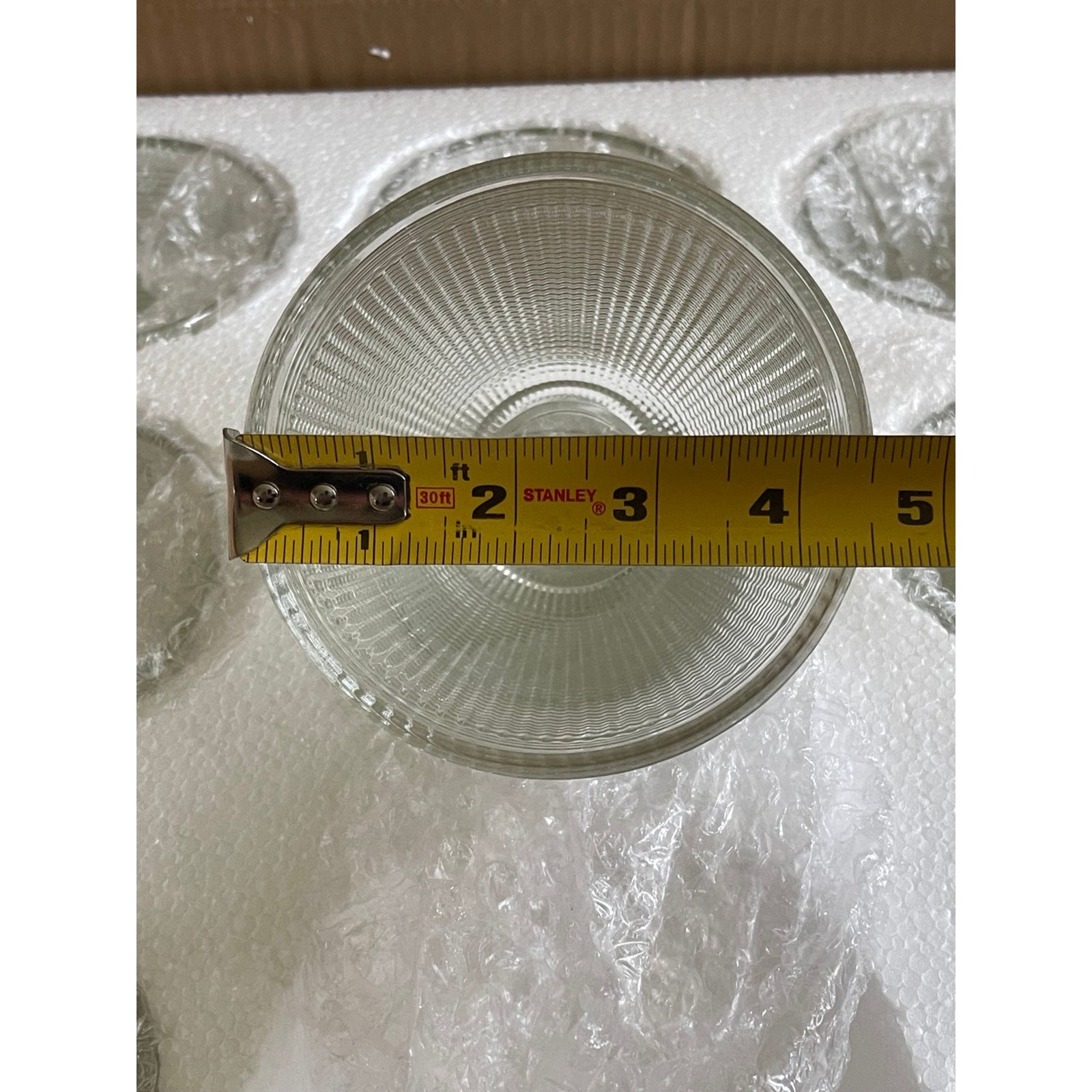 NIB Retisee 9 Pcs Ceiling Fan Light Covers Glass Shades