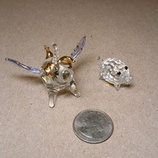 Swarovski Crystal Mini Pig Wire Tail Missing Ear & Glass Flying Pig Ornament