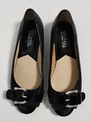 NIB MICHAEL KORS SEAPORT BLACK SUEDE PATENT LEATHER BUCKLE OPEN TOE FLATS 6.5