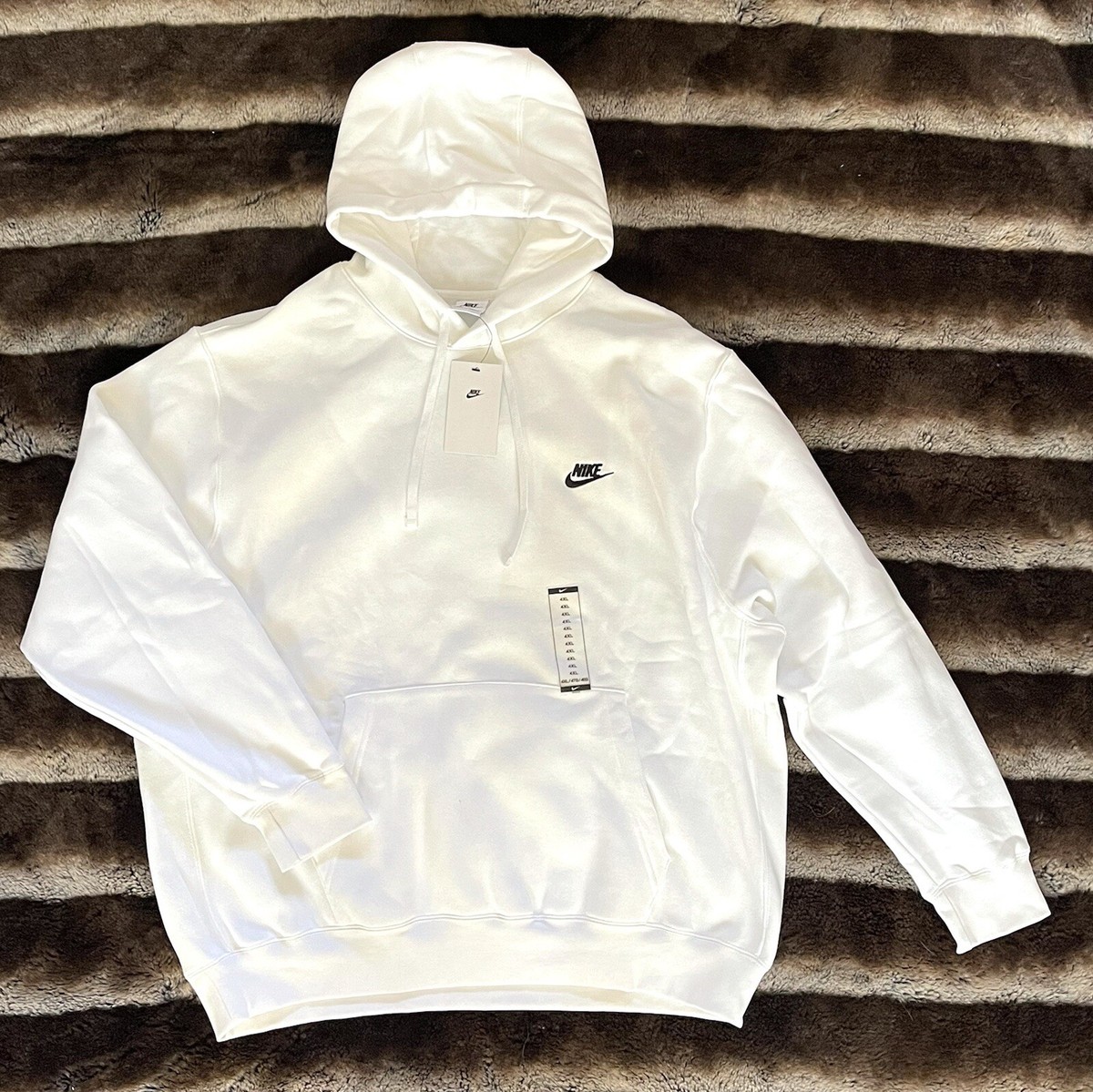 NIKE Sportswear Club Fleece Hoodie Men's BIG & TALL SIZE 4XL White Pullover NWT NIKE Sportswear Club Fleece Hoodie Men's BIG & TALL SIZE 4XL White Pullover NWT