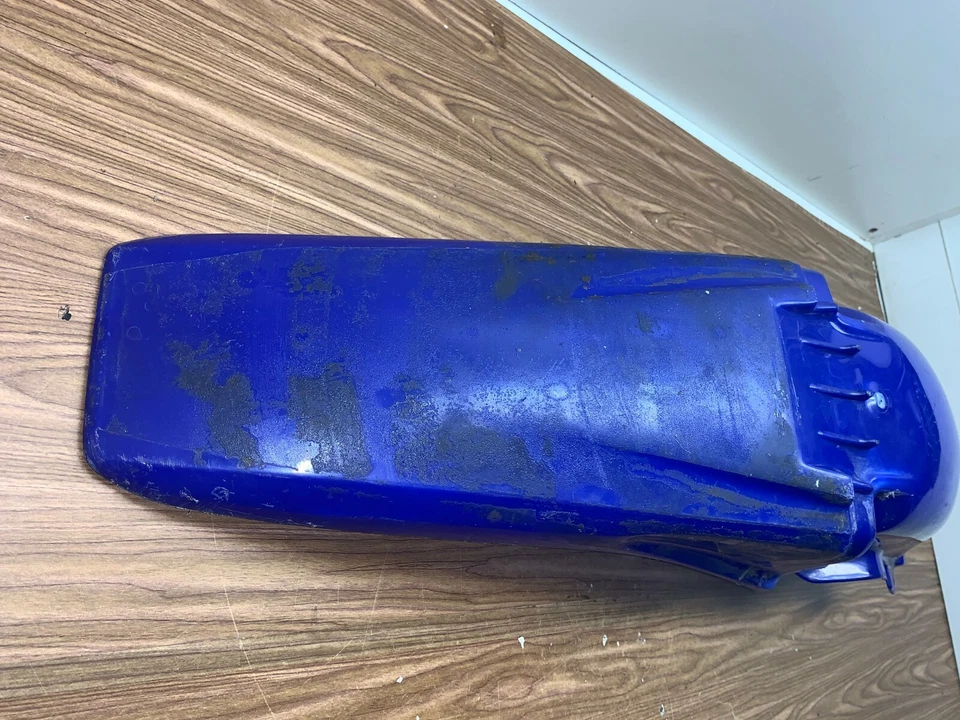 Guardabarros trasero Yamaha YZ125 1999 98-02  Foto 4 de 4