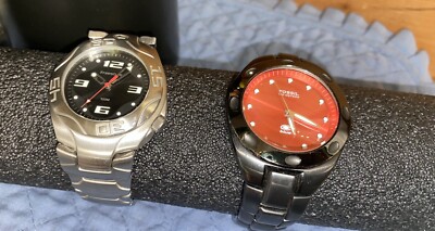 WATCH BUNDLE - RARE BLACK FOSSIL WATCH AND FREESTYLE WATCH  display picture 2