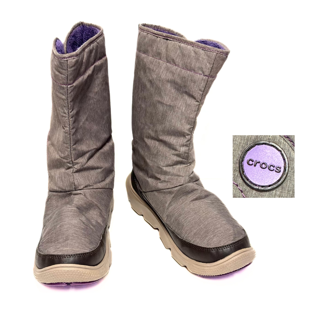 CROCS Mid-Calf Fleece-Lined Winter Boots for Women Size 9 Duet Busy Day 15763