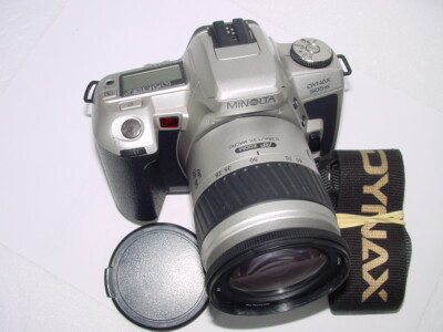 Minolta DYNAX 505si analoge Kleinbild-Spiegelreflexkamera + 28 80 mm F/3,5 5,6 Zoomobjektiv   wie neuwertig