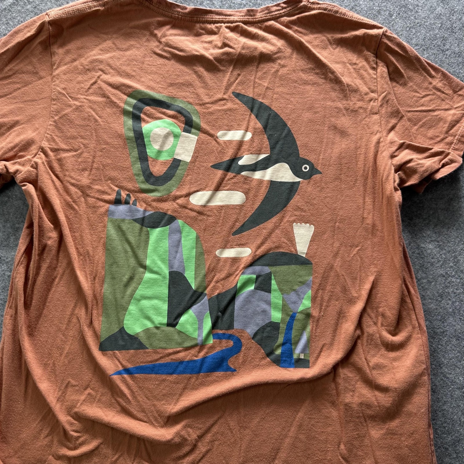 Patagonia Shirt Mens Medium Brown Graphic Logo Tee Crewneck Outdoor Casual thumbnail 8