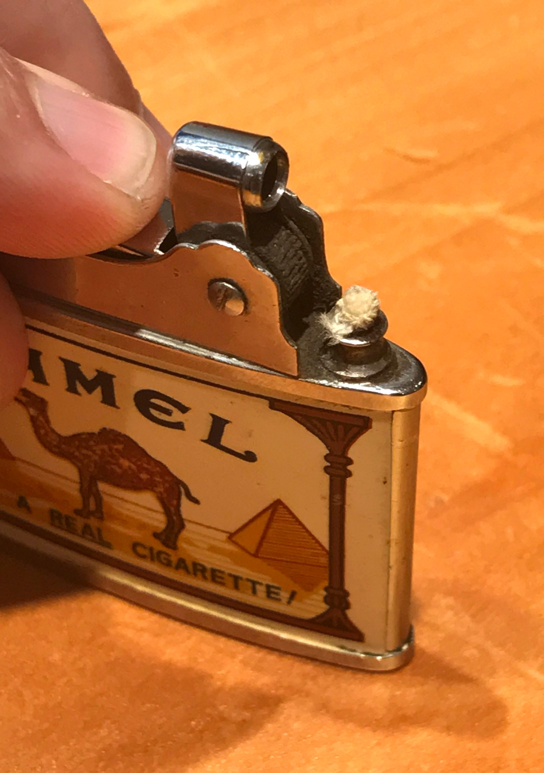 VINTAGE SIGNED MODERN CAMEL CIGARETTE LIGHTER