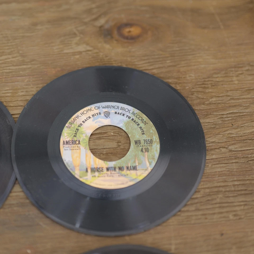 Vintage 45 RPM Record Lot Bowie America Ringo ELO Three Dog Night Zager & Evans - Imagem 2 de 4