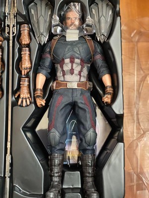 ☆新品 ☆ホットトイズ『アベンジャーズ／インフィニティ・ウォー