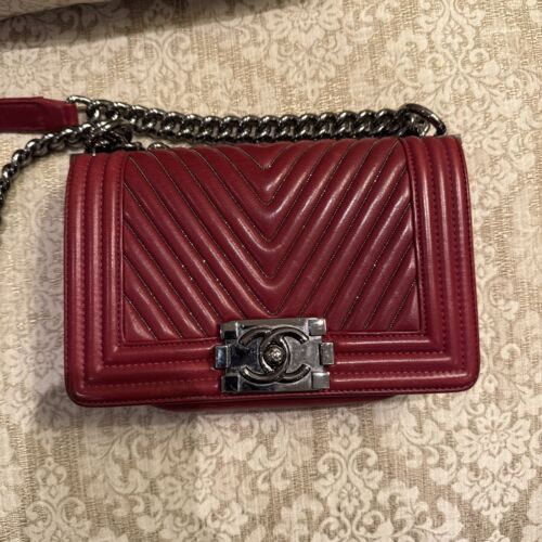 Chanel Small Red Sparkle Boy Bag - Picture 3 of 5