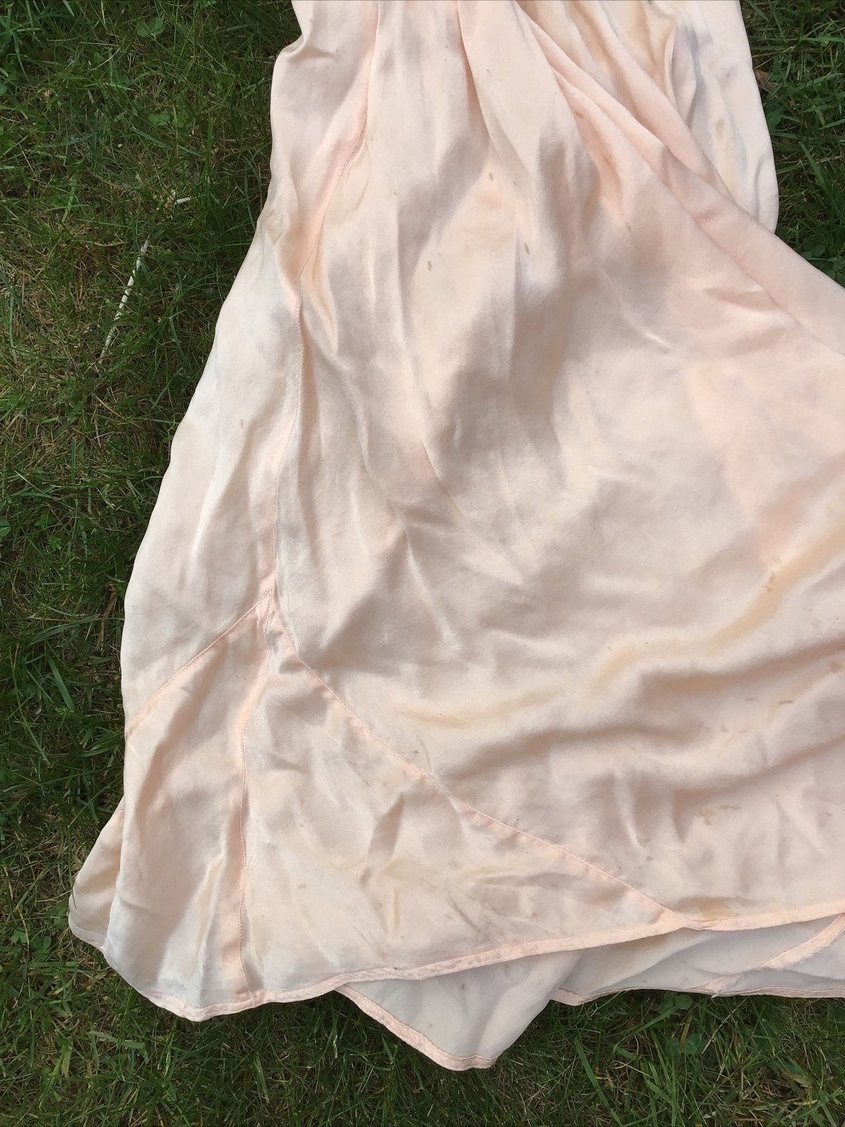 ANTIQUE 1930'S FULL LENGTH SILK SLIP BIAS CUT IN SOFT… Gem