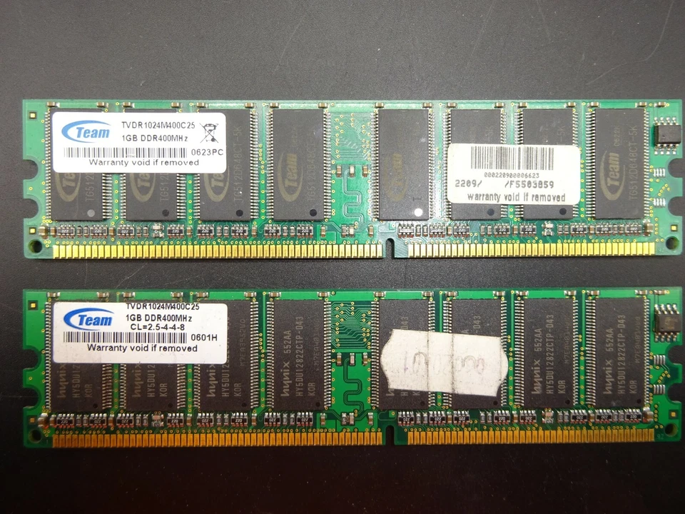 Team Group INC. 2GB (2x1GB) DDR1 TVDR1024M400C25 DDR400Mhz #R1115 - Bild 1 von 2