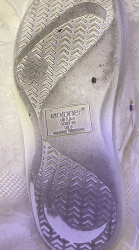 Women’s Isotoner Slippers Size 6.5-7M - Picture 10 of 15