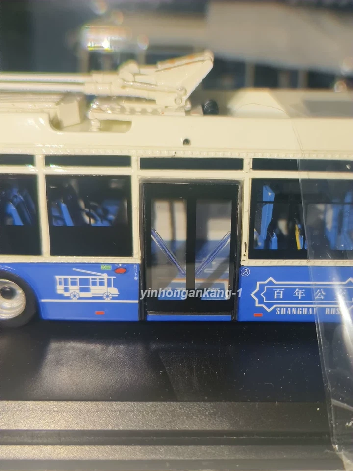 1:76 Shanghai Sunwin Trolleybus Model Route 19 Resin Model - Image 2 of 4