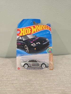 Hot Wheels KeepItZen CUSTOM  Nissan Skyline GT-R Chrome Real Riders