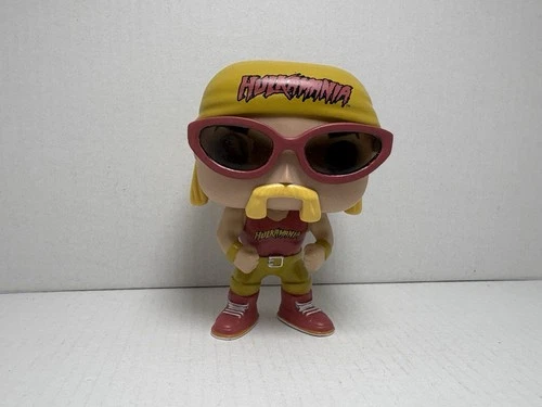 Funko Pop WWE Hulk Hogan #11 Hulkamania OOB Vaulted 2014 HTF