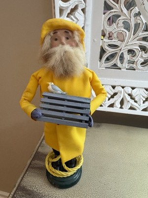 Byers Choice Fisherman Caroler Yellow Raincoat Seagull Figure 1999 14 