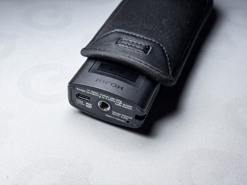 Ricoh Theta Z1 360 Camera 1 Inch Sensor - Small issue, read - Imagen 8 de 10