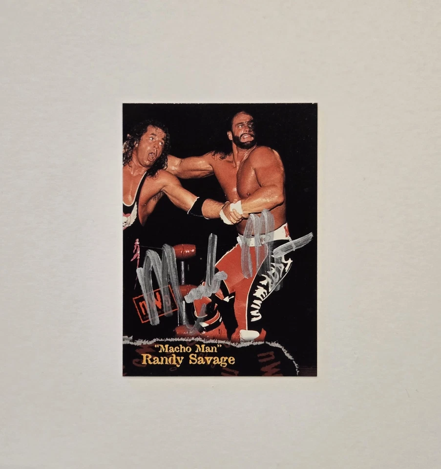 1998 Macho Man Randy Savage Topps WCW/nWo Auto Card #04  Rare Vintage  - Image 2 of 4