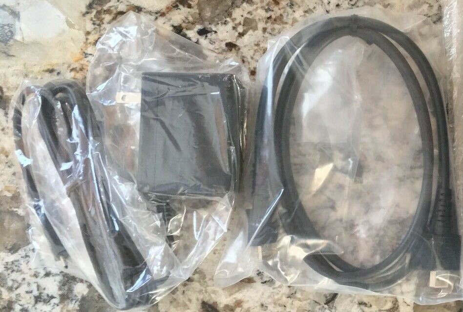 Authentic Nintendo Switch AC Power Adapter HAC-002 + HDMI Authentic Nintendo Switch AC Power Adapter HAC-002 + HDMI