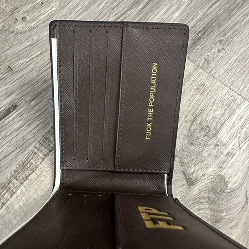 Cartera Damier FTP F*ckThePopulation Logo Répété Repeat - Marrón - Totalmente Nueva - Imagen 9 de 10