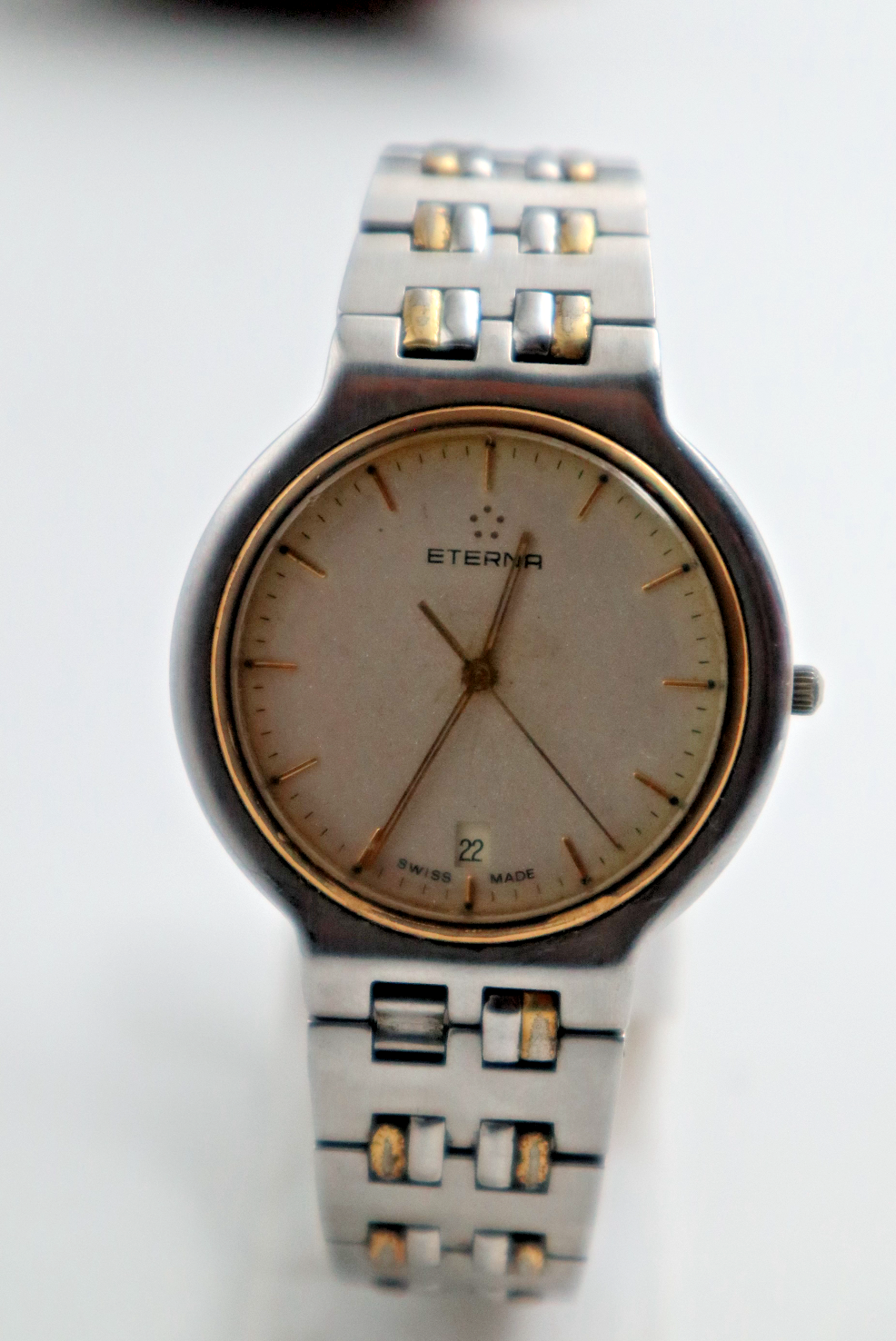 Eterna Gold Quartz watch vintage 263 4339 40 working, new battery