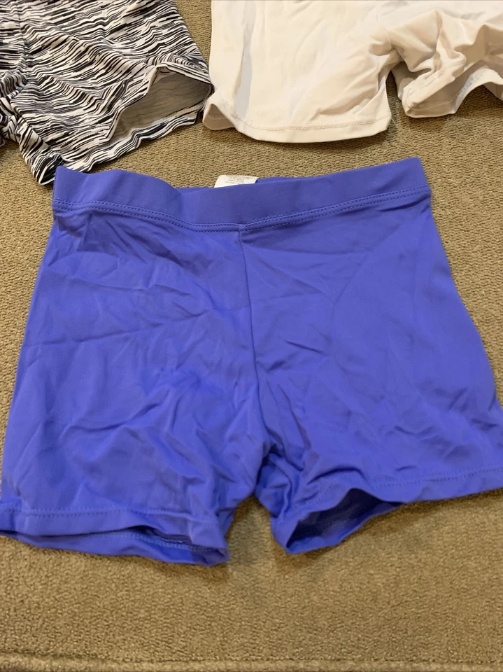 Lot Of 3 Pairs Of Girls Stretch Spandex Dance Fitness Shorts Size 6/6X (AH) - Image 2 of 4