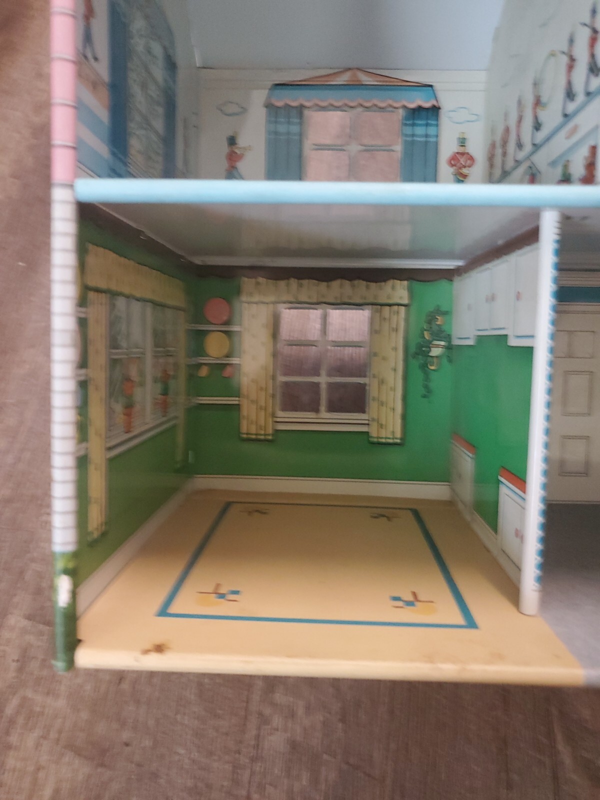 Picture 10 of 12