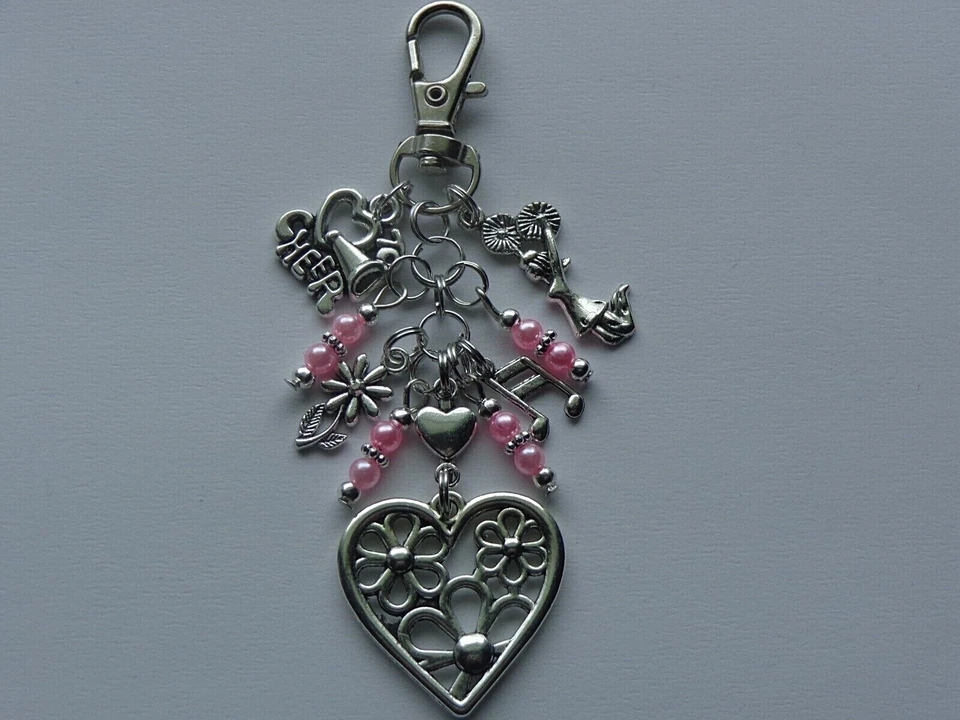 LOVE TO CHEER ANIMADORA NOTA MUSICAL CORAZÓN LLAVERO MONEDERO CLIP BOLSO ENCANTO FOB Foto 3 de 4