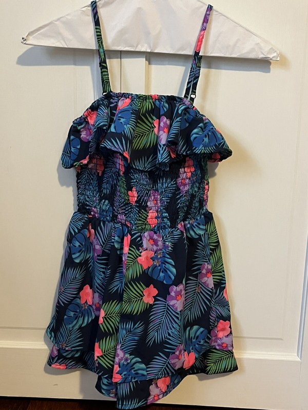 Girls floral romper - Size 10