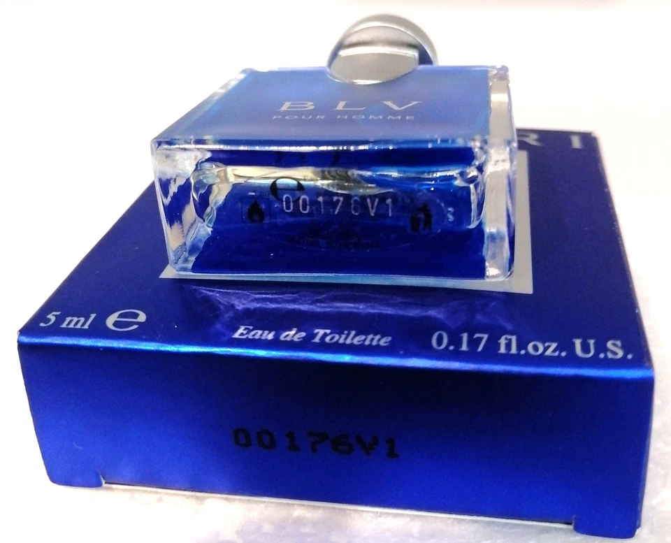 BLV POUR HOMME Mini Eau de Toilette Fluid de Bvlgari 0,17 oz 5 ml Lote # 00176V1 Foto 3 de 3