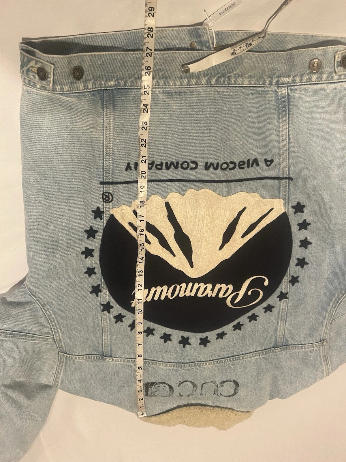 Giacca Gucci Paramount in finto shearling denim. 48 M. $3980