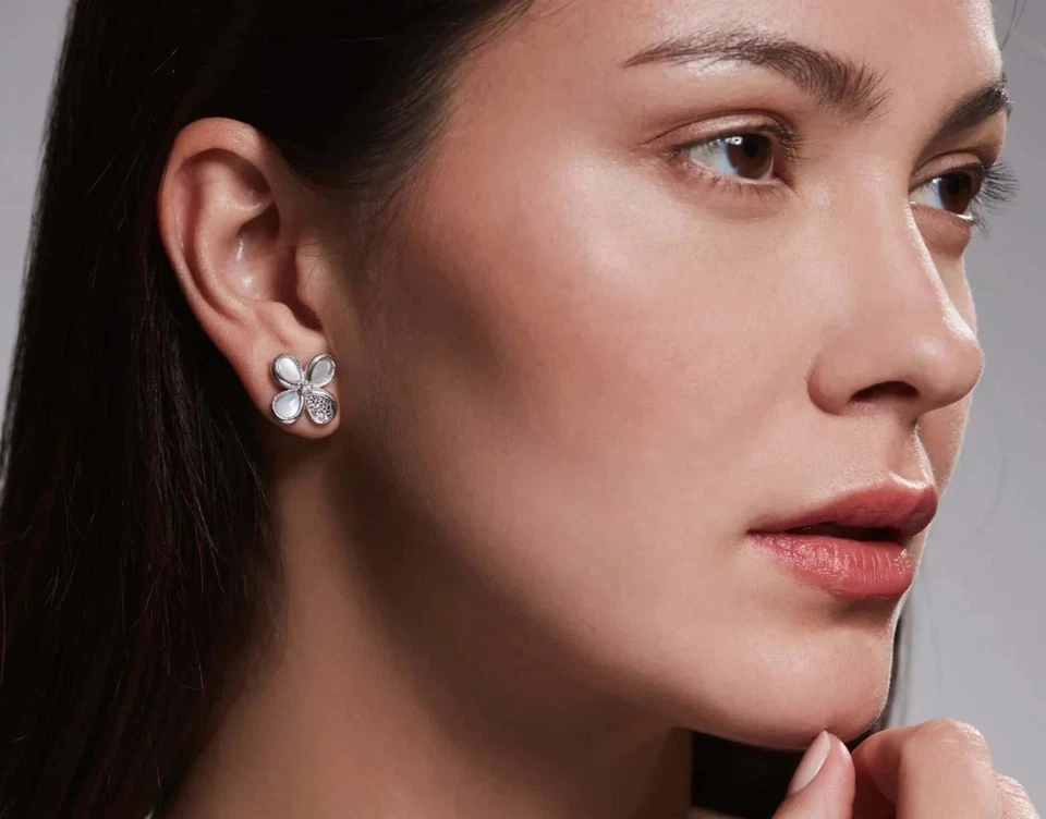 🆕JUDITH RIPKA JARDIN Flower Sterling Silver Mother-of-Pearl Diamond Earrings - Image 3 of 4