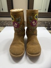 UGG Boots Womens 7 Juliette Floral Embroidere...