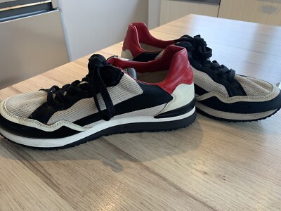 Guess Herren Sneaker 44