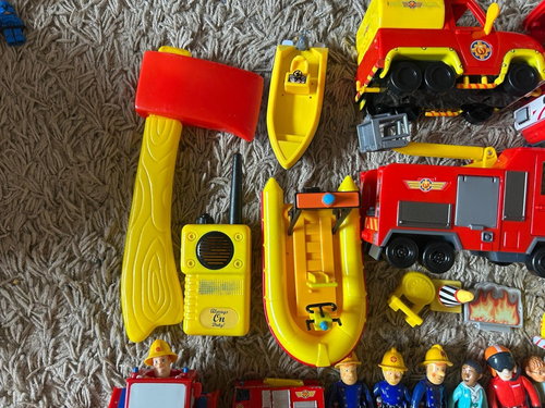 Konvolut Feuerwehrmann Sam Spielzeug Figuren - Turm Autos Boote LKW - Bild 3 von 7