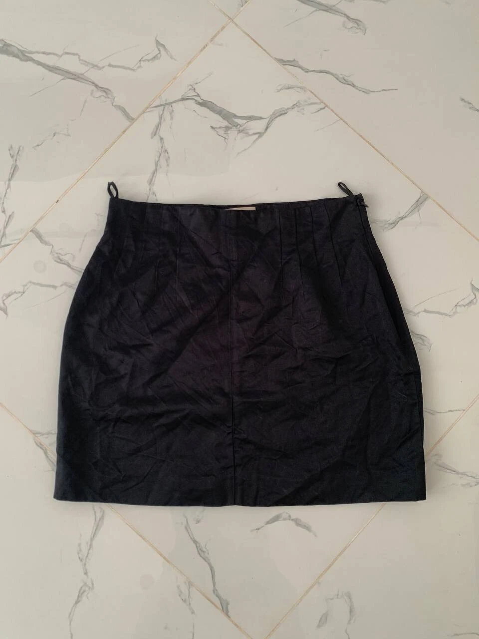 Gonna donna plissettata in seta nera Prada lusso lunghezza media 40 taglia