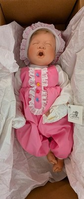 Vintage - Lee Middleton First Born Twin Girl - 1995 Vinyl - NEW In Box