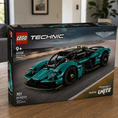LEGO Technic Aston Martin Valkyrie 42208