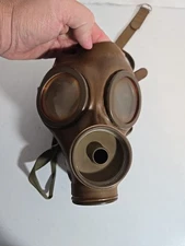 Military Issue Belgian Soldiers Gas Mask  M51-C.B.B. 3