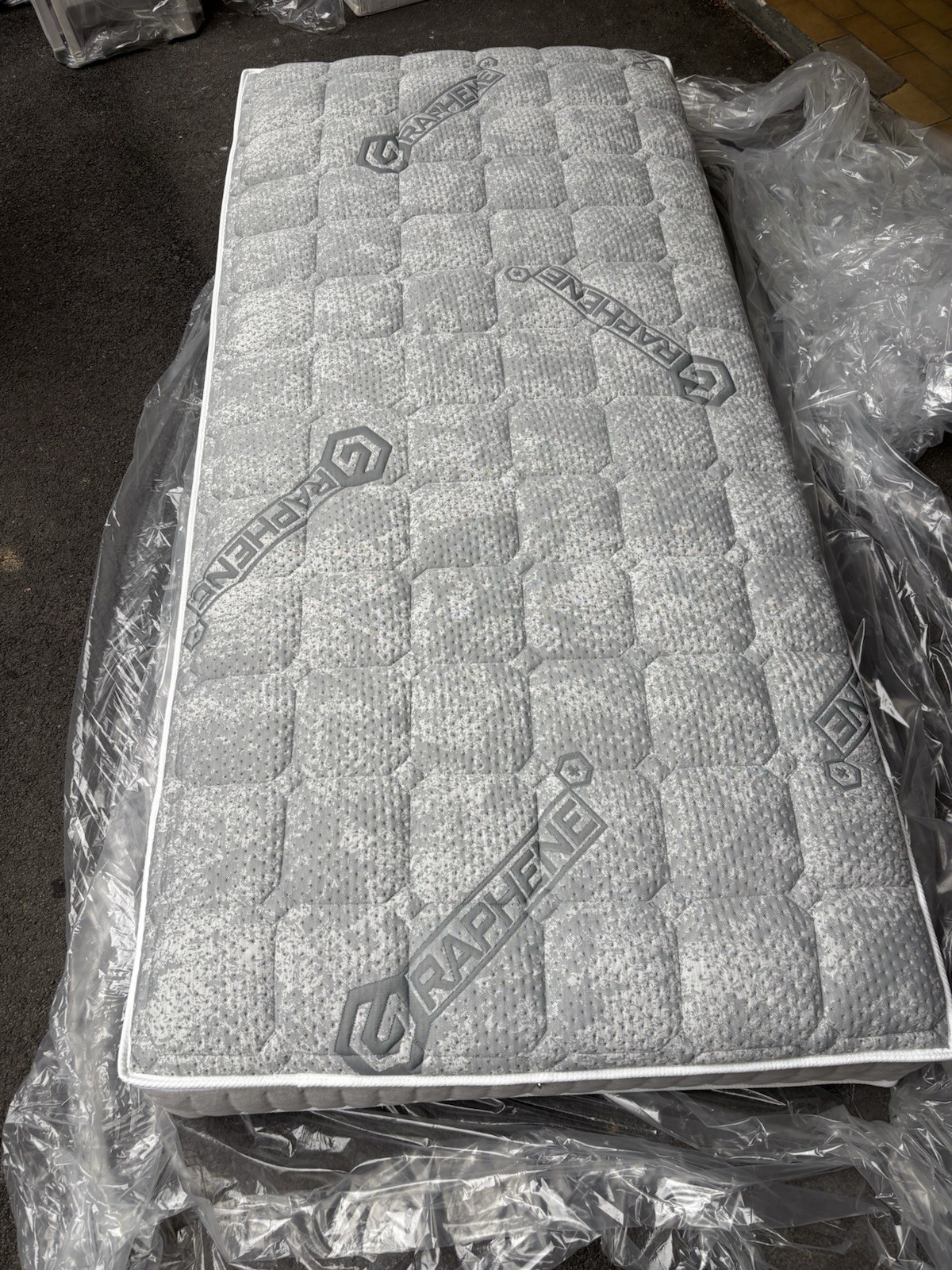 GraziENE Life materasso singolo ortopedico media fermezza bianco/grigio