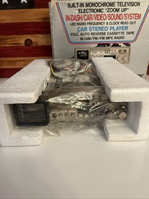 VINTAGE NOS MUSTANG AM-FM CASSETTE TV STEREO RADIO VAN ZIMMER