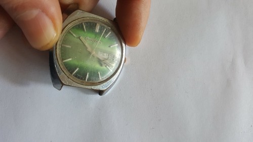 RELOJ DE COLECCIÓN OMIKRON SAFARI AUTOMÁTICO hecho en suiza 21 joyas ETA 2789-1 VERDE DIA - Imagen 5 de 9